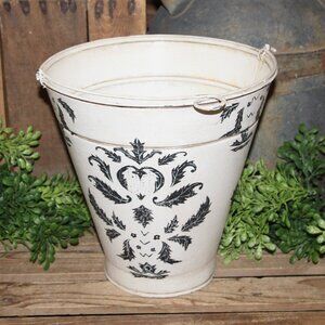 Large VTG Chippy Cream & Black French Country Gothic Farmhouse Metal Bucket Pail